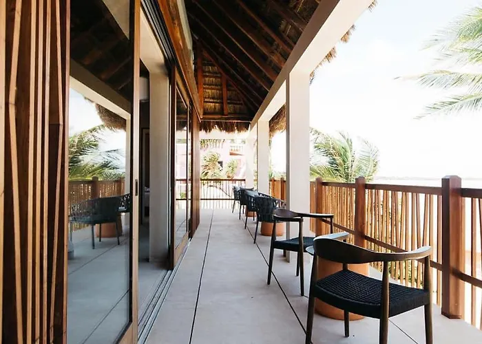 Beachfront Soliman Bay- 8 Bedrooms Villa
