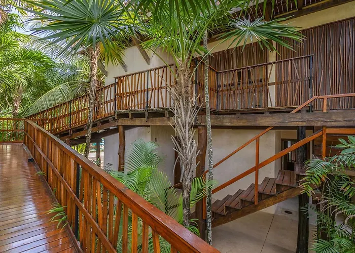 Beachfront Soliman Bay- 8 Bedrooms * Balcheil