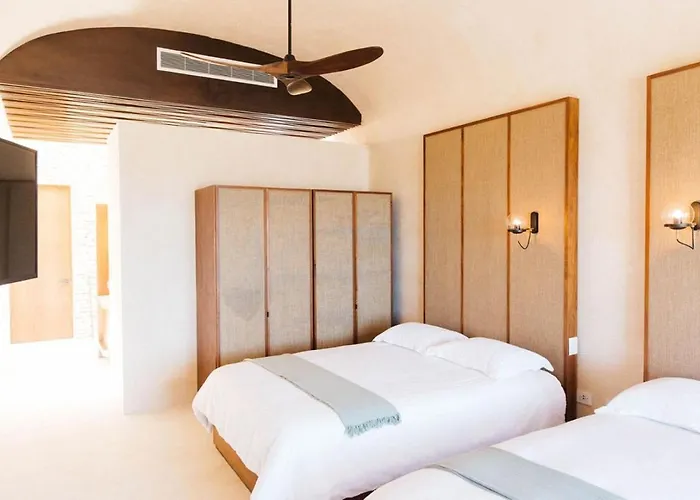 Villa Beachfront Soliman Bay- 8 Bedrooms