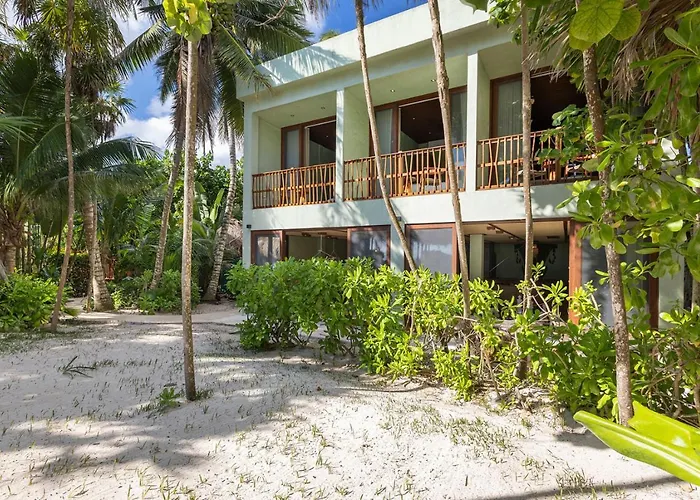Villa Beachfront Soliman Bay- 8 Bedrooms Balcheil