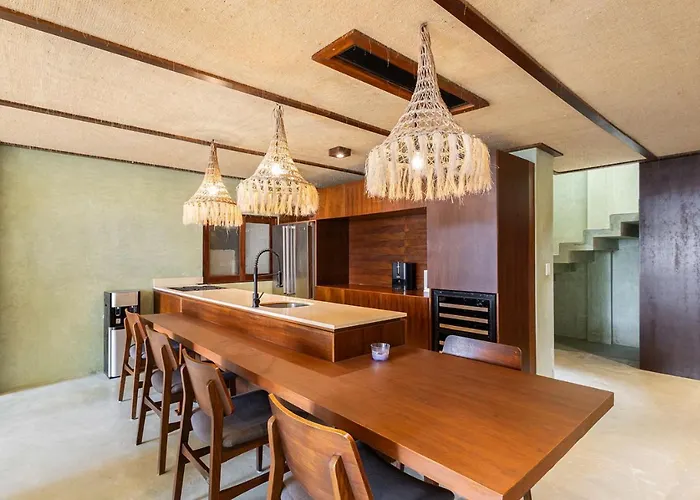 Villa Beachfront Soliman Bay- 8 Bedrooms